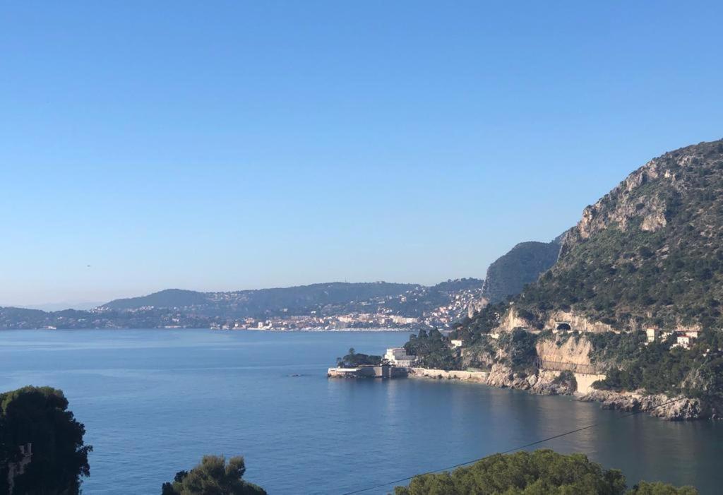 Une terrasse sur Monaco Beausoleil Esterno foto